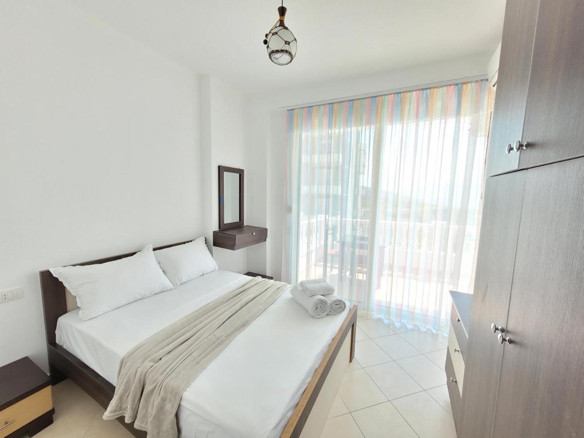 Parid Appartments Sarandë Buitenkant foto