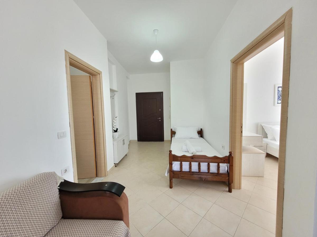 Parid Appartments Sarandë Buitenkant foto