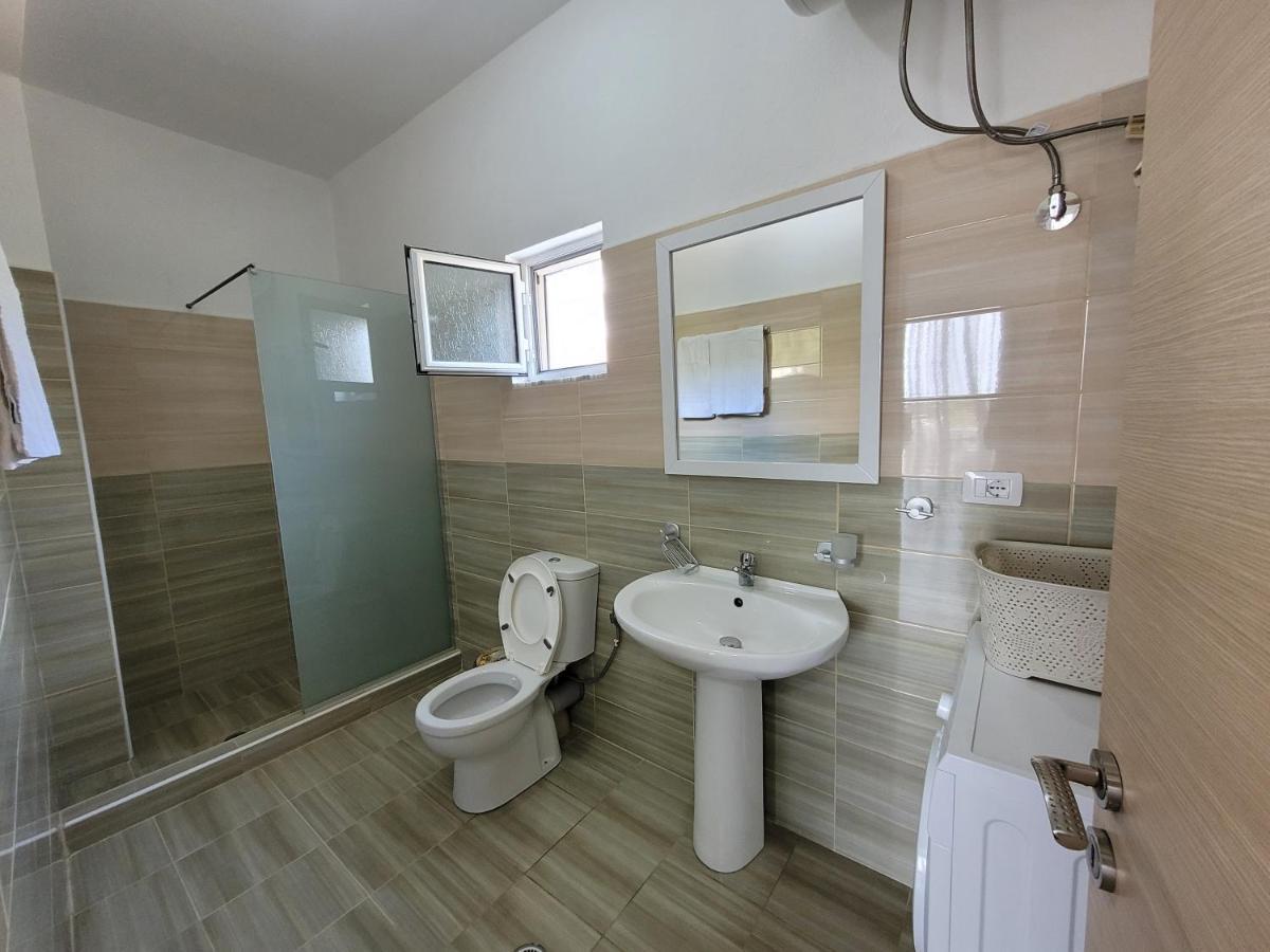 Parid Appartments Sarandë Buitenkant foto