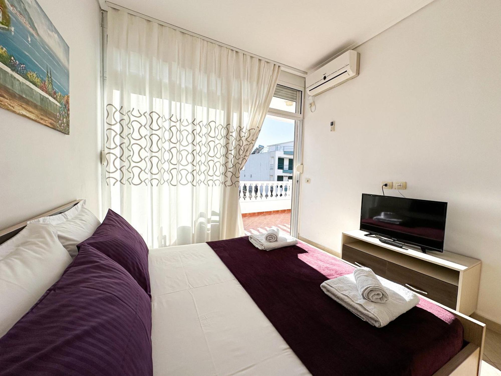 Parid Appartments Sarandë Buitenkant foto