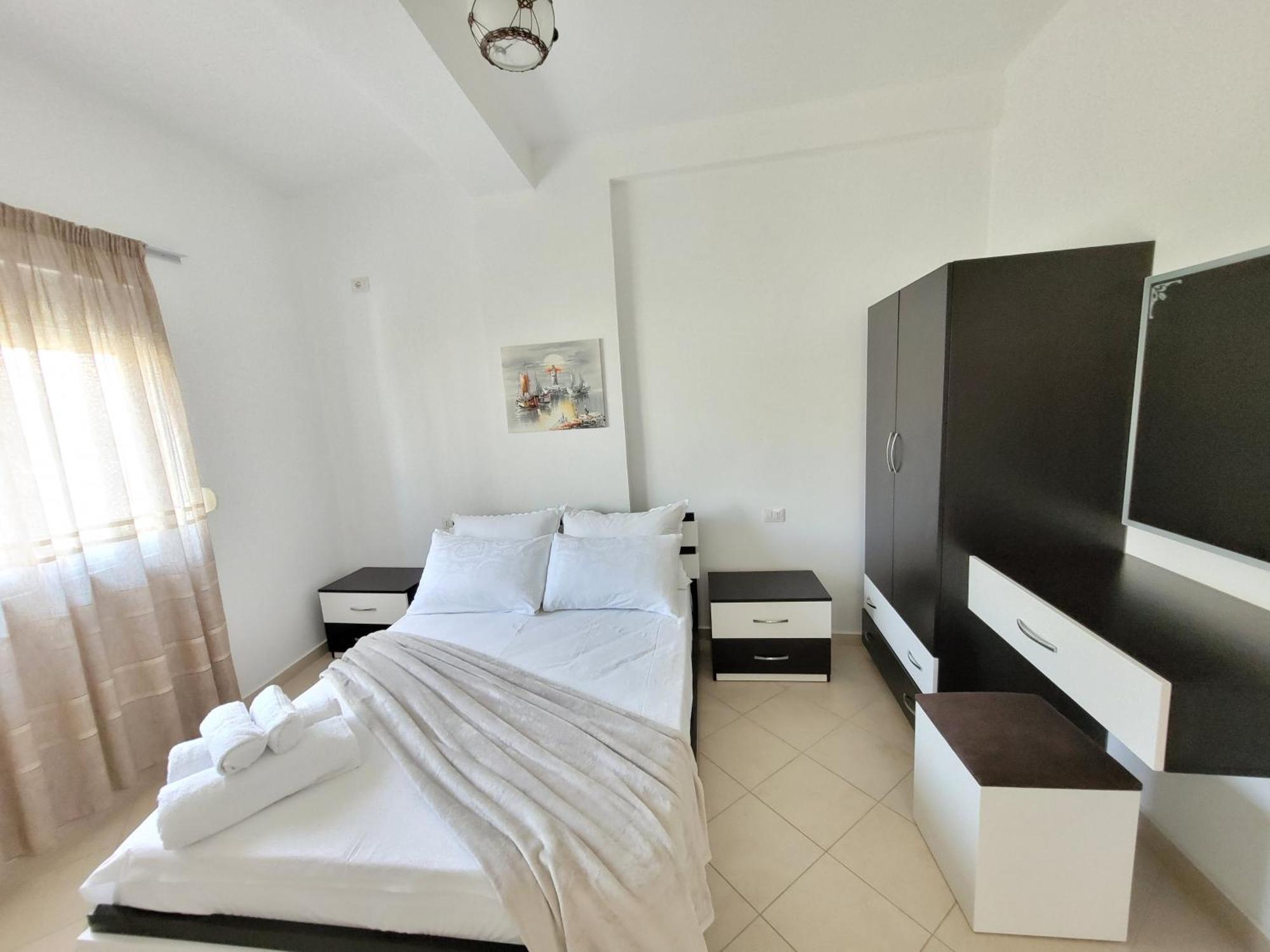 Parid Appartments Sarandë Buitenkant foto